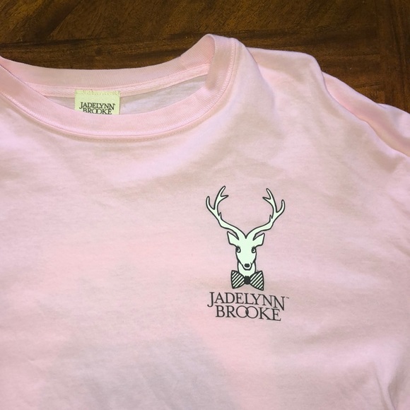 Jadelynn Brook T-shirt - Picture 2 of 2